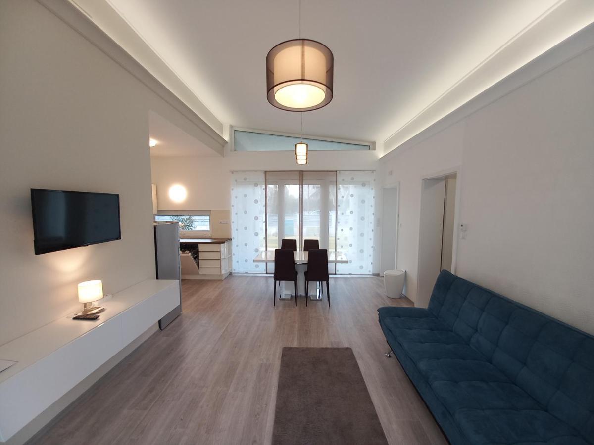 Villa Bori Шіофок Екстер'єр фото