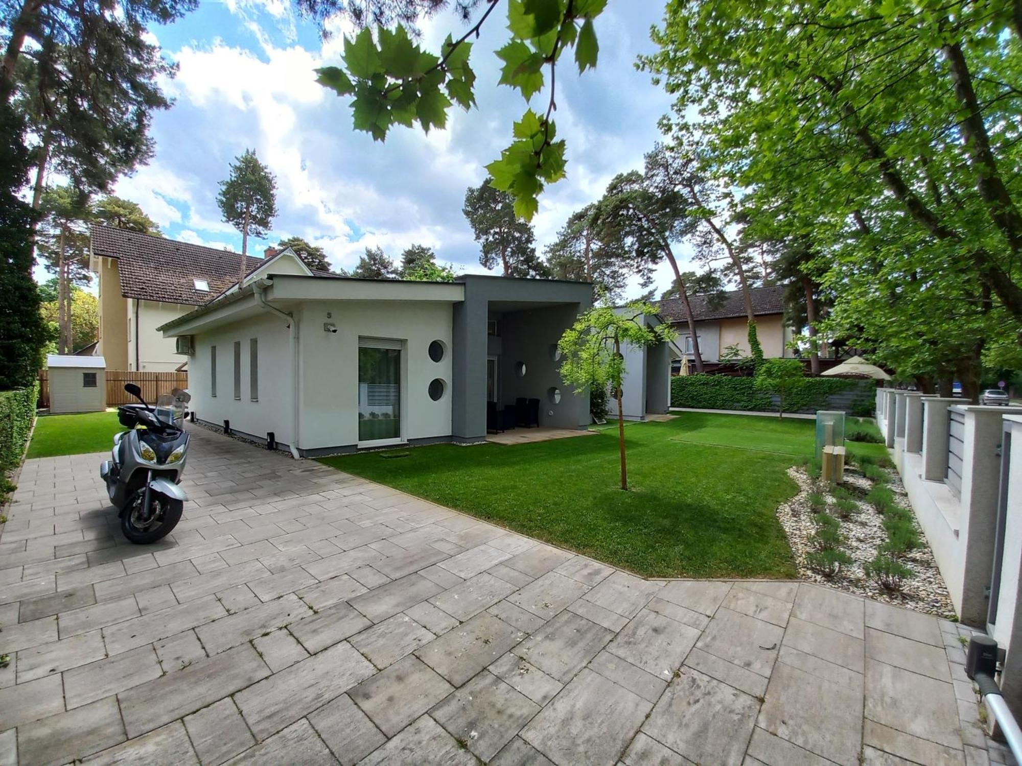 Villa Bori Шіофок Екстер'єр фото